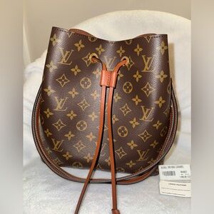 Louis Vuitton NeoNoe MM Bag